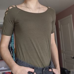Army green off-the-shoulder t-shirt